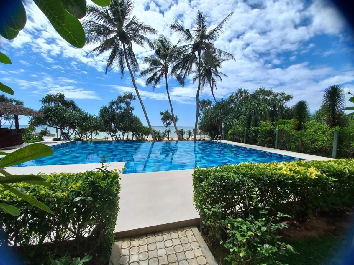 Ananya Beach Resort Tangalle Exterior photo