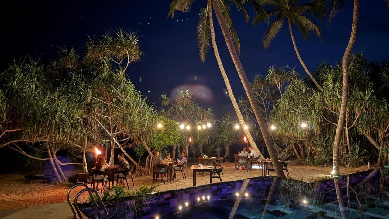 Ananya Beach Resort Tangalle Exterior photo