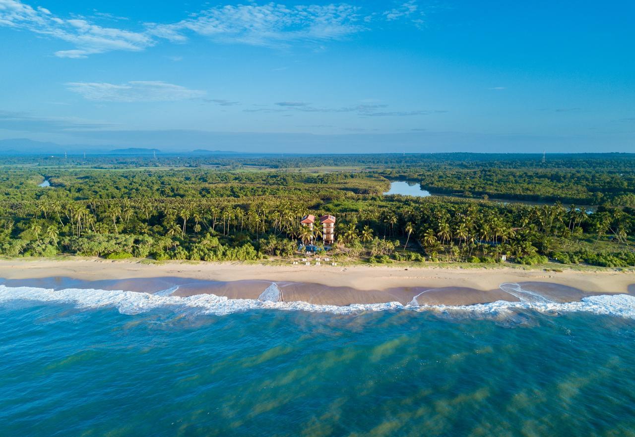 Ananya Beach Resort Tangalle Exterior photo